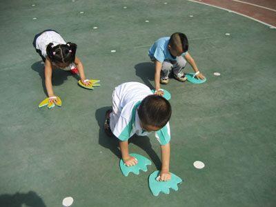 7款幼儿园托小班自制体育玩具及游戏教案