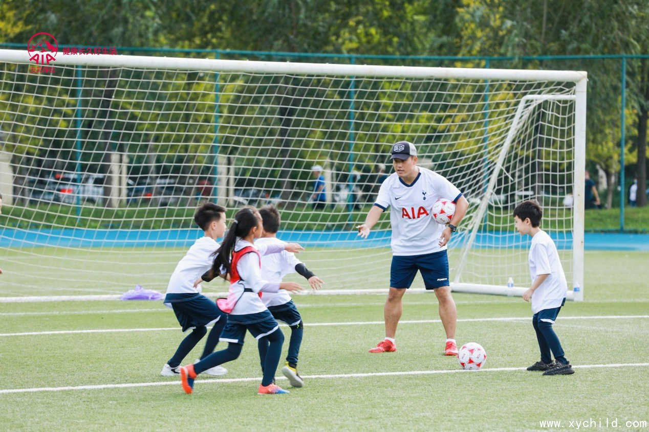 足球训练营『青少年足球训练营』